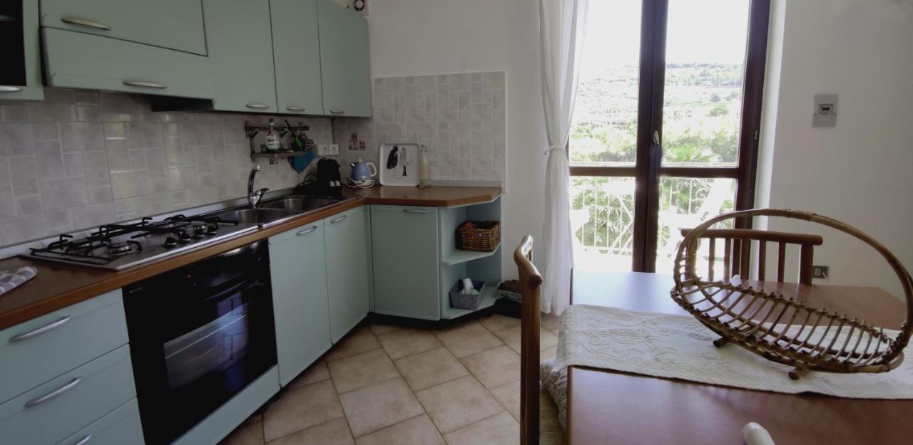 Temo River House Romantic Balcony And Peaceful Retreat In The Heart Of Bosa Eksteriør billede