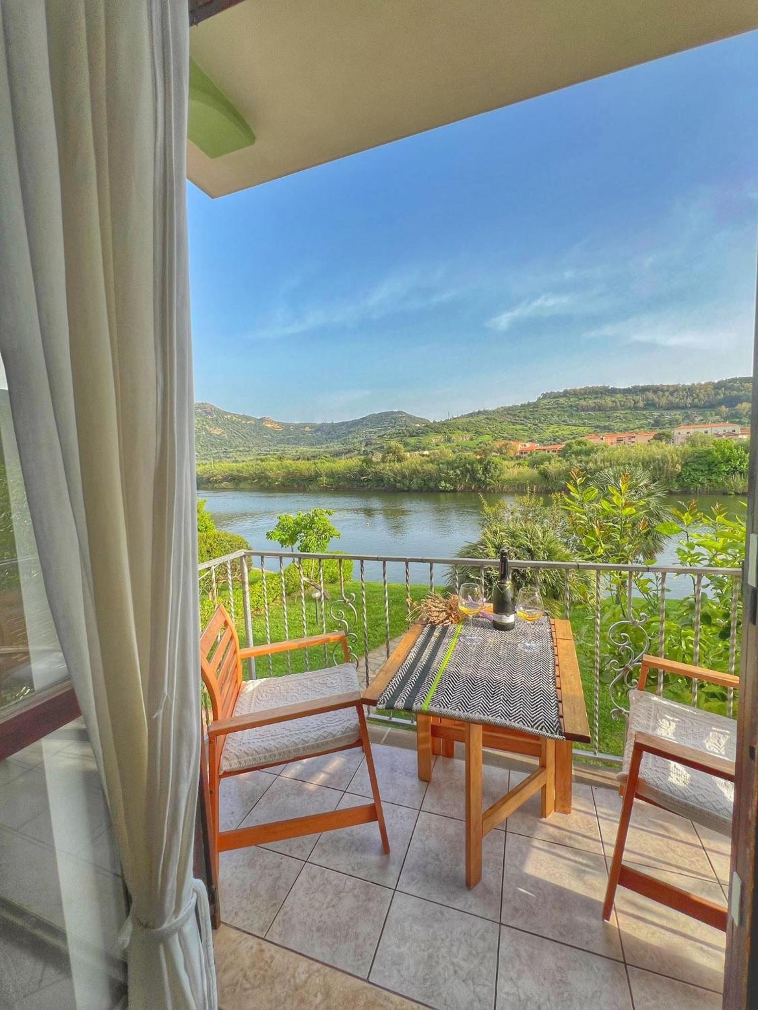 Temo River House Romantic Balcony And Peaceful Retreat In The Heart Of Bosa Eksteriør billede