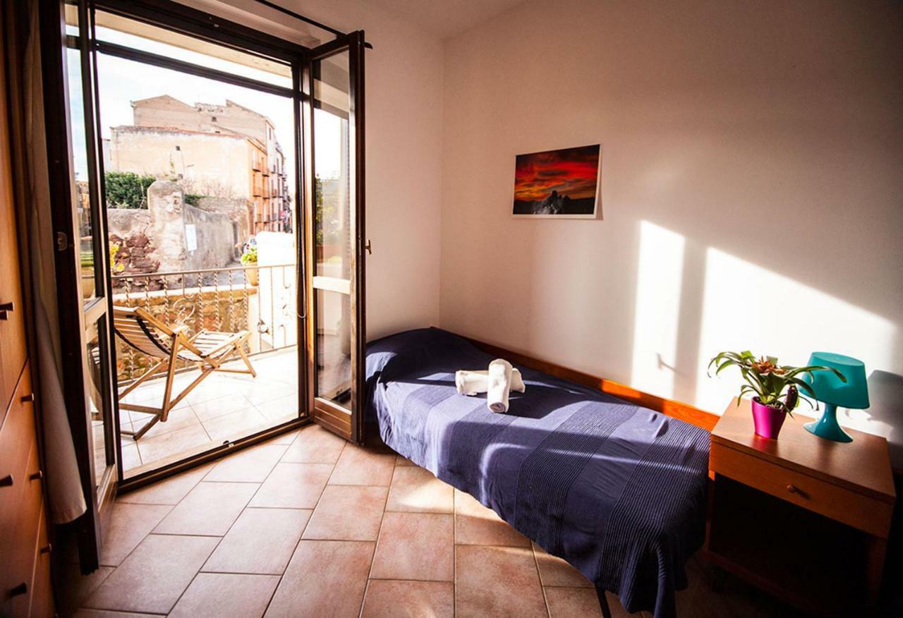 Temo River House Romantic Balcony And Peaceful Retreat In The Heart Of Bosa Eksteriør billede